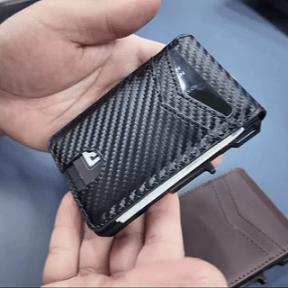 Sereinex MagVault® Minimalist Wallet - Maximum Capacity. Minimal Footprint.
